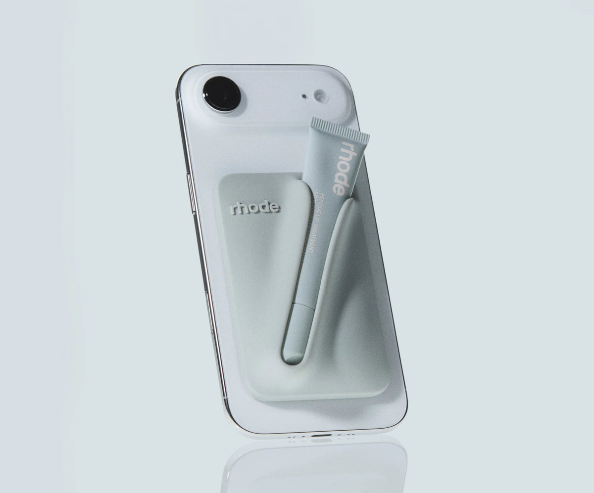 Snap-on lip case